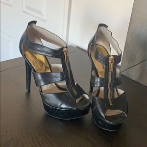 MICHAEL Michale Kors. Skinny zipper heels